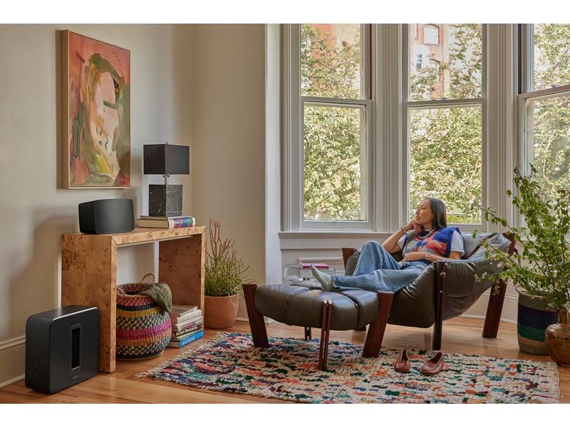 Sonos Subwoofer Sub Gen 4 Schwarz Subwoofer für einen raumfüllenden Klang, bei dem Sie jeden Akkord, jede Basslinie und jeden Schlagzeugschlag hören können