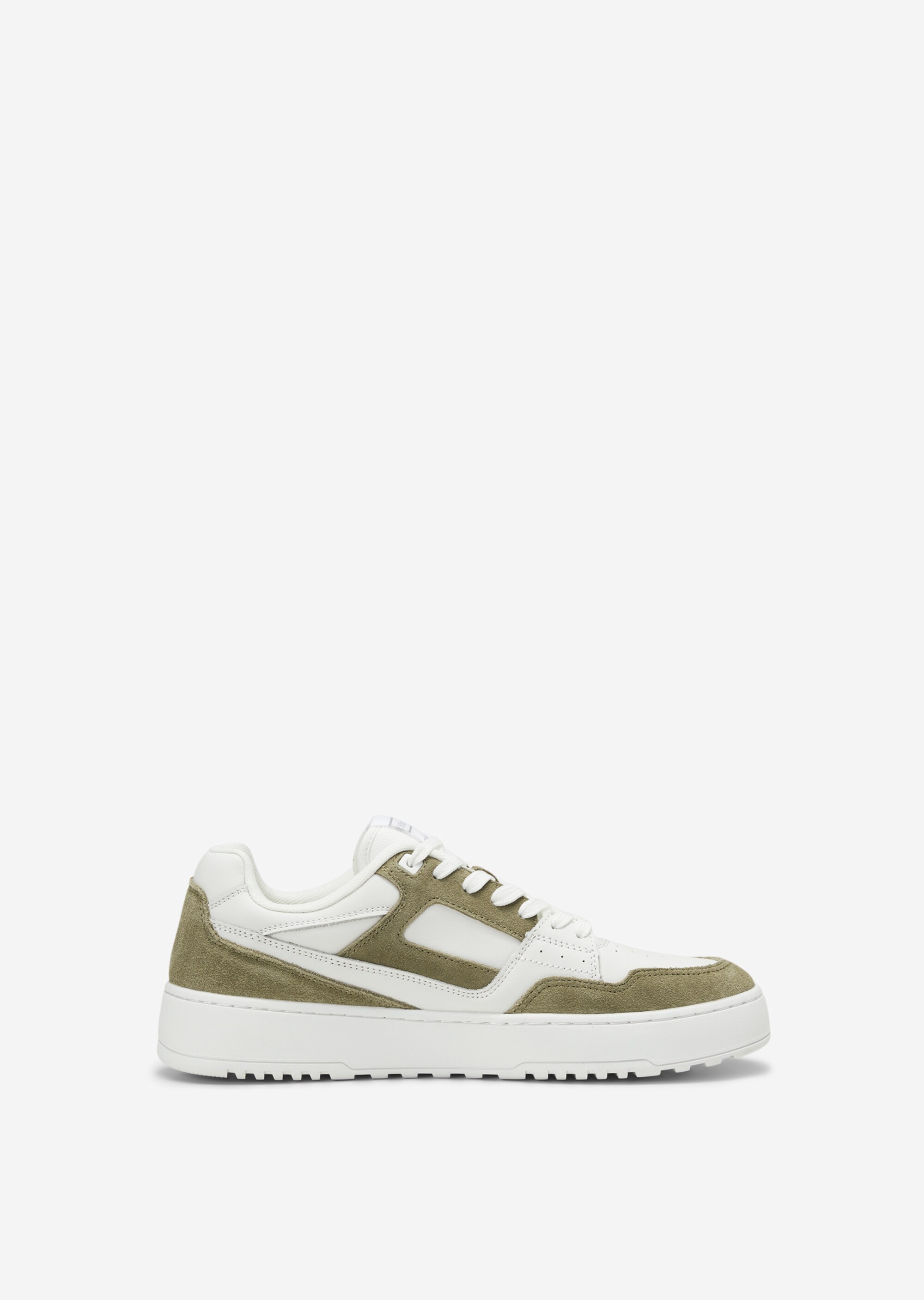 Sneaker aus Rindleder-Mix