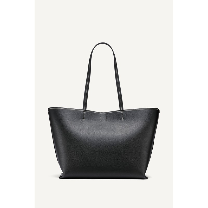 DKNY<br>Shopper Nicole