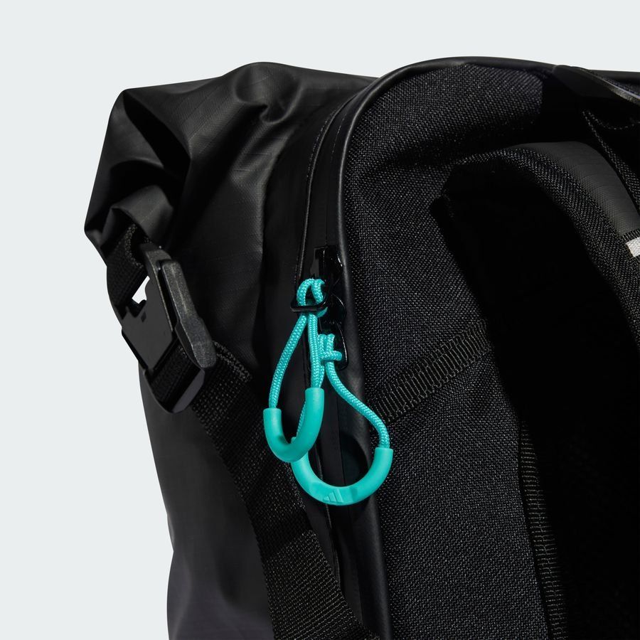 Adidas Sac à dos Mercedes - AMG Petronas Formula One Team Adaptive Packing System