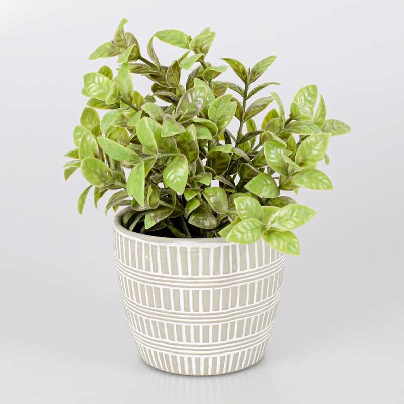Plante artificielle dans pot