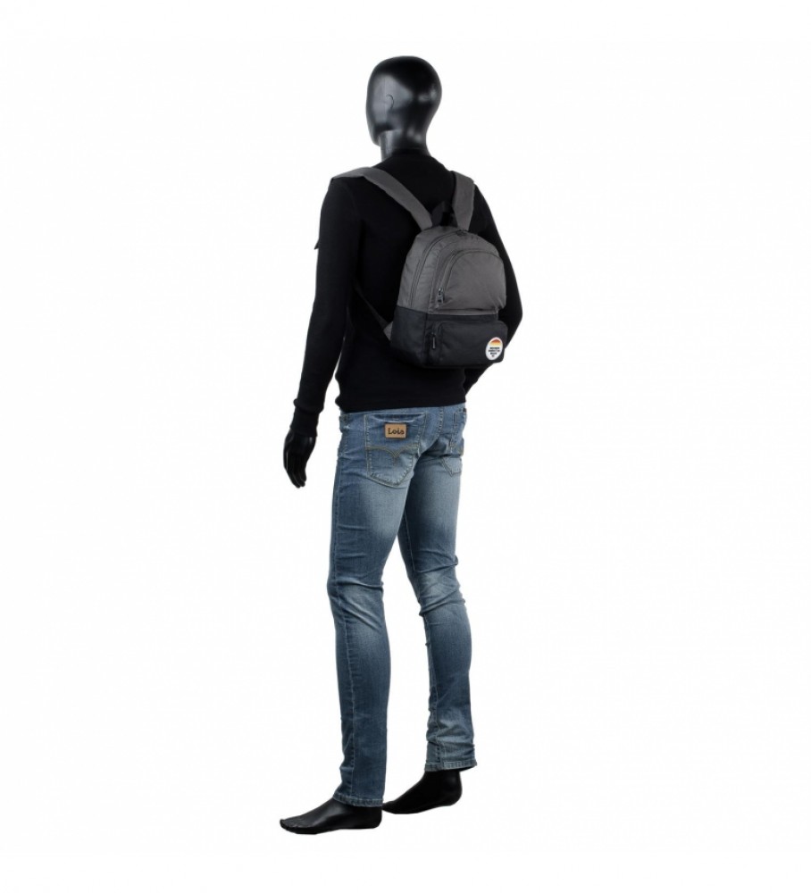 Mochila Skechers S909 Preta - 33x25x12cm