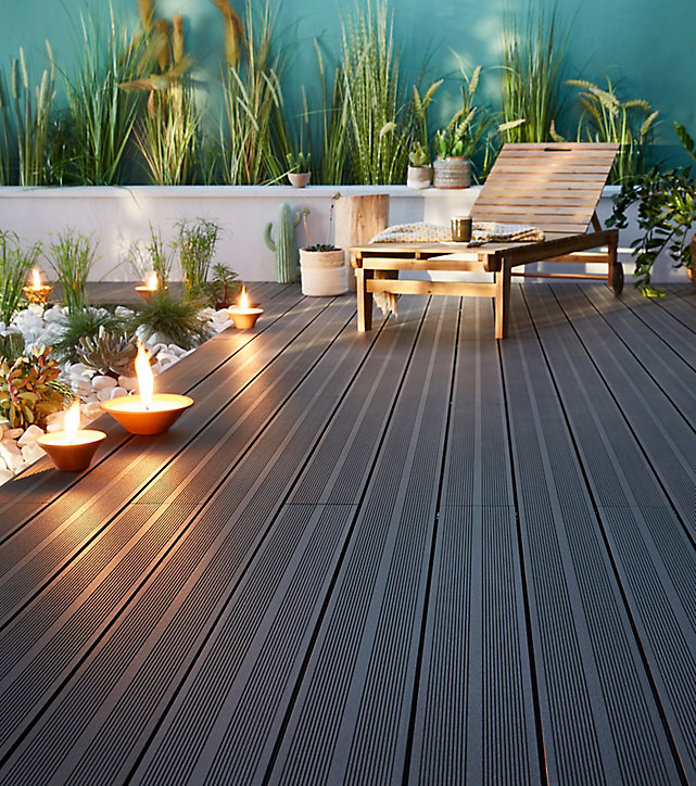 Lame de terrasse composite gris anthracite Neva Klikstrom L. 220 cm x l. 14,5 cm