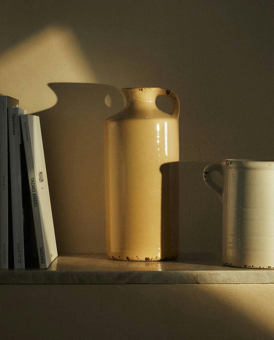 VASO DE CERÂMICA COM ALÇAS
