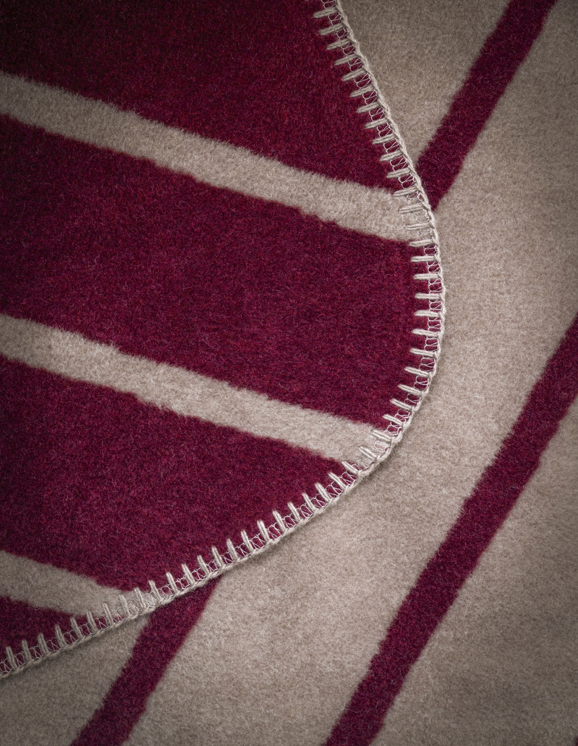 Wohndecke BUGATTI JACQUARD