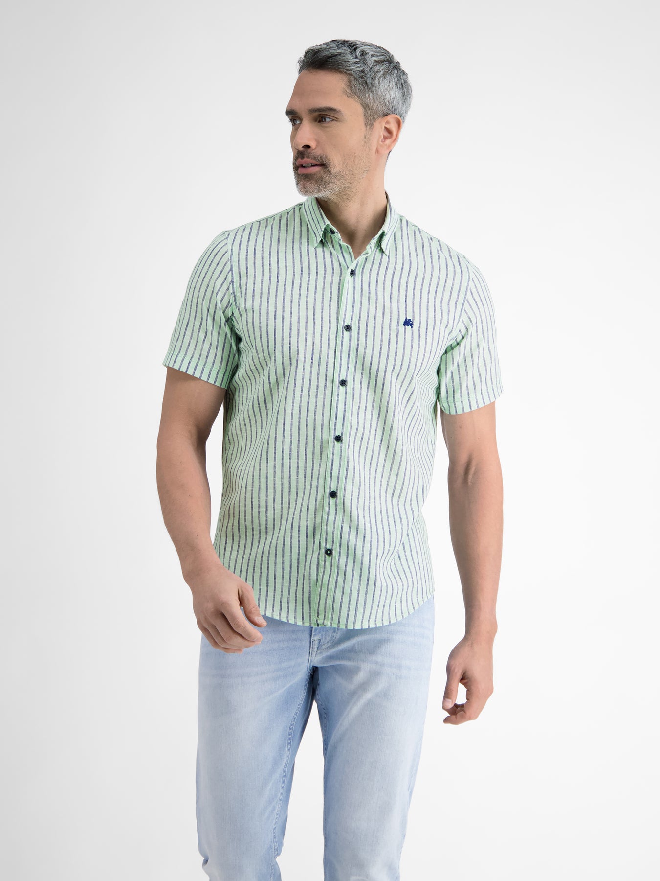 Gestreiftes Herren Sommerhemd