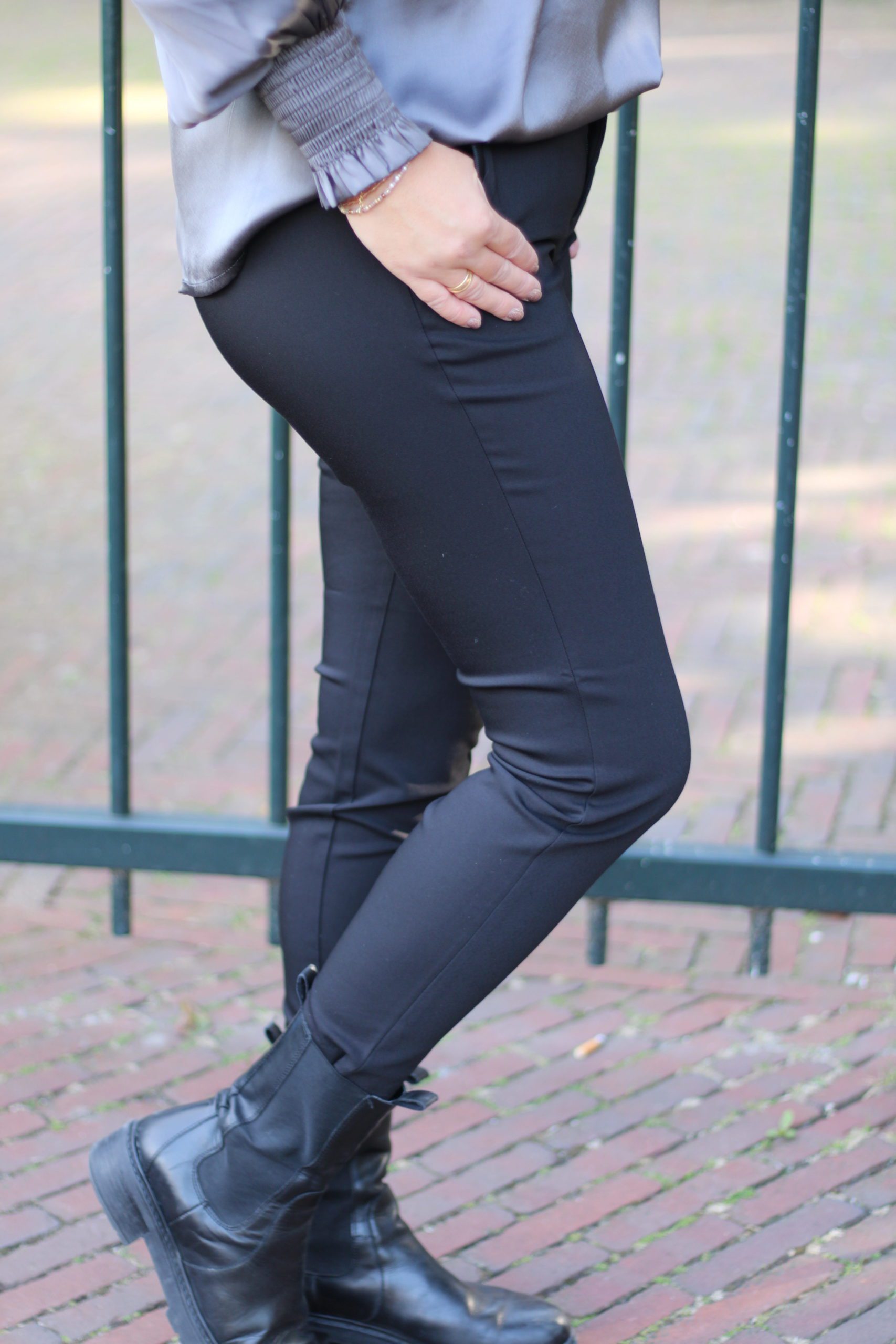 Culture - Alpha Pants - Black