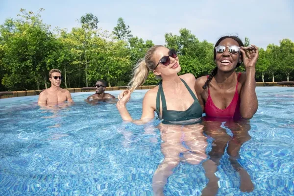 Bestway Power Steel™ Swim Vista Series™ Pool Set - 5.49m x 1.22m 23062 L