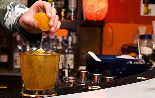 Cocktail-Kurs in Düsseldorf als Geschenkidee