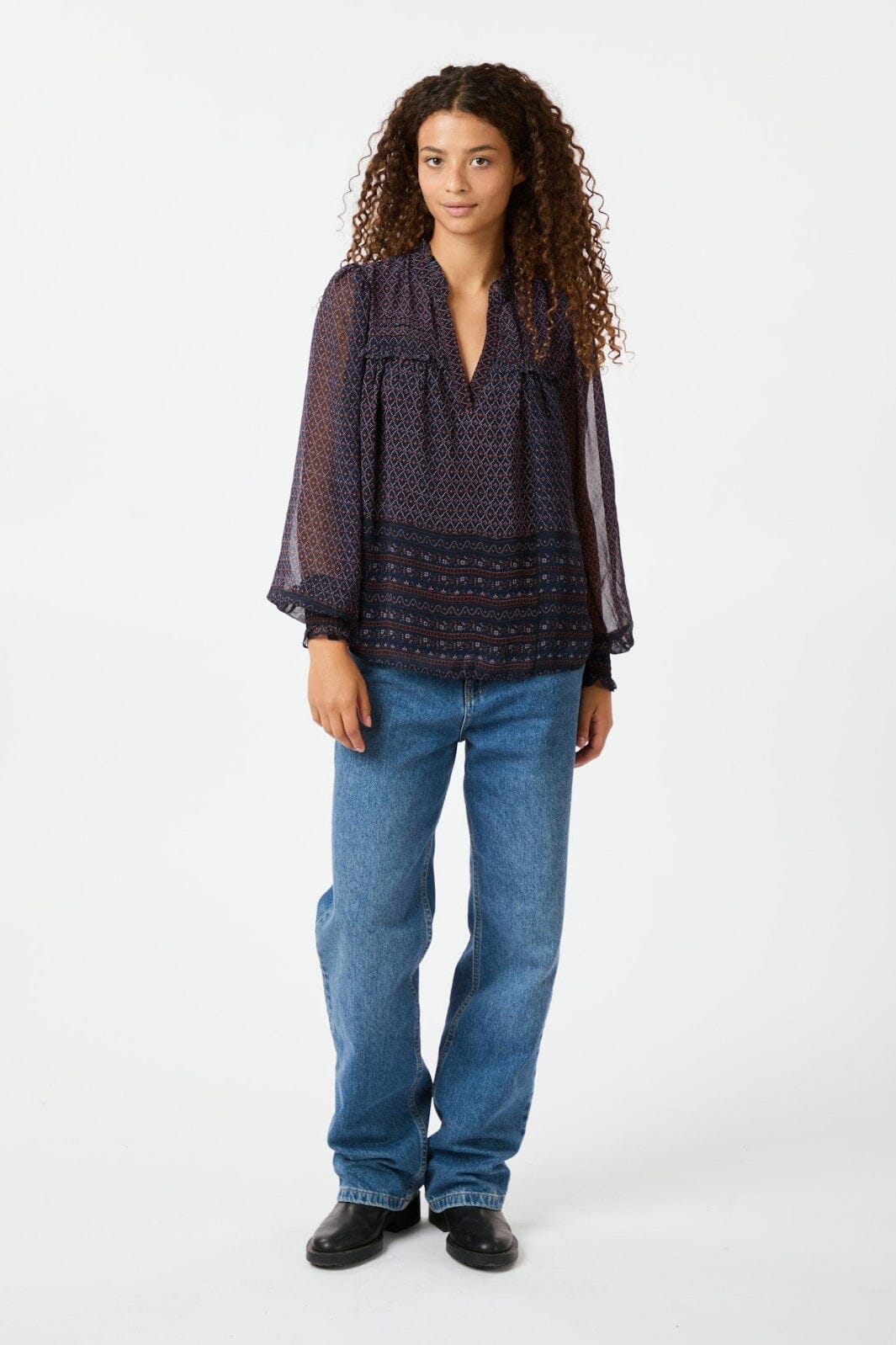Neo Noir Rhia Border Pattern Blouse 163994