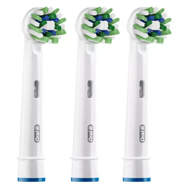 Cabeças de escova Oral-B CrossAction com tecnologia CleanMaximiser - 3 unidades
