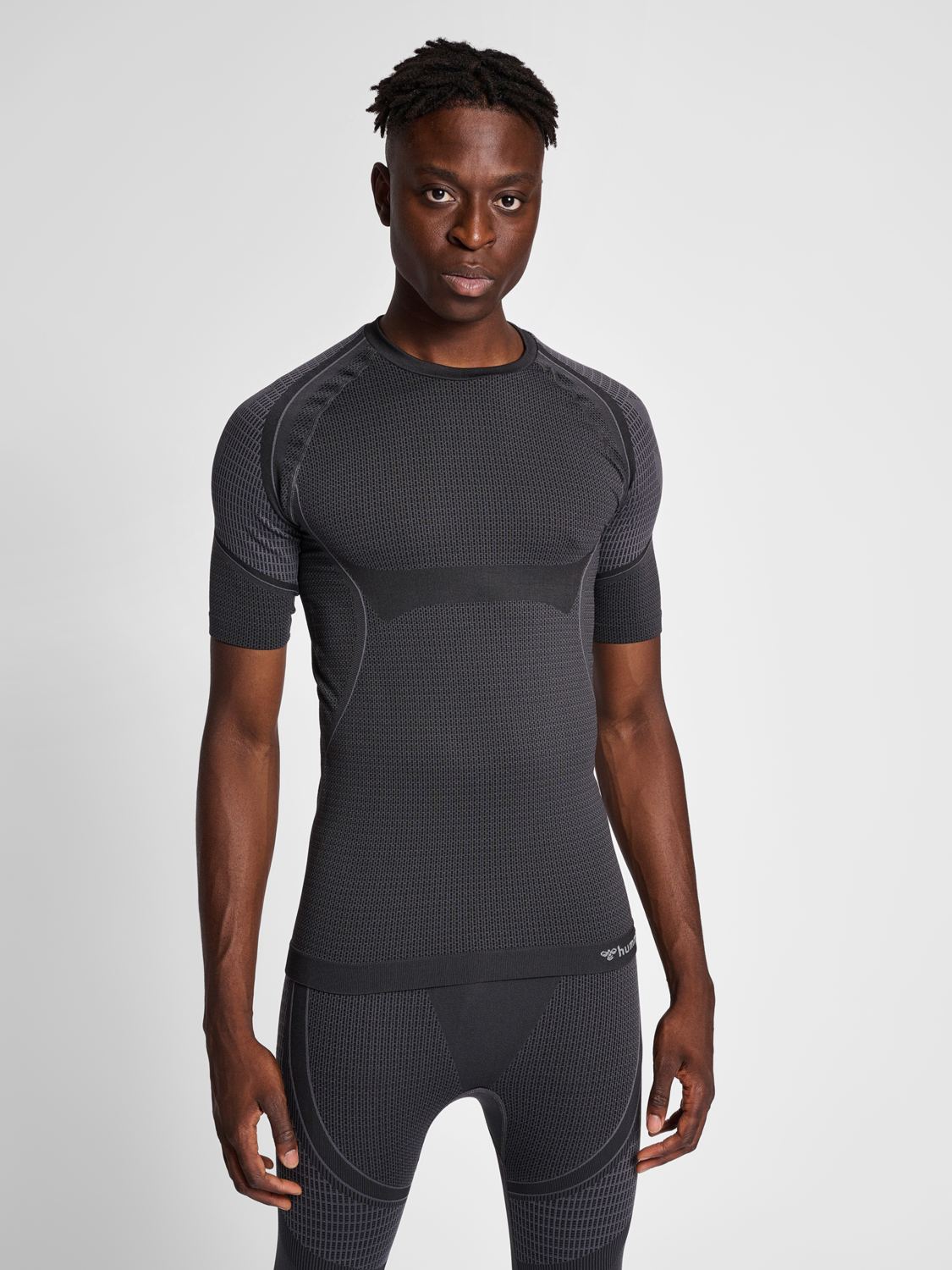 hmlMT OLLI SEAMLESS TIGHT T-SHIRT