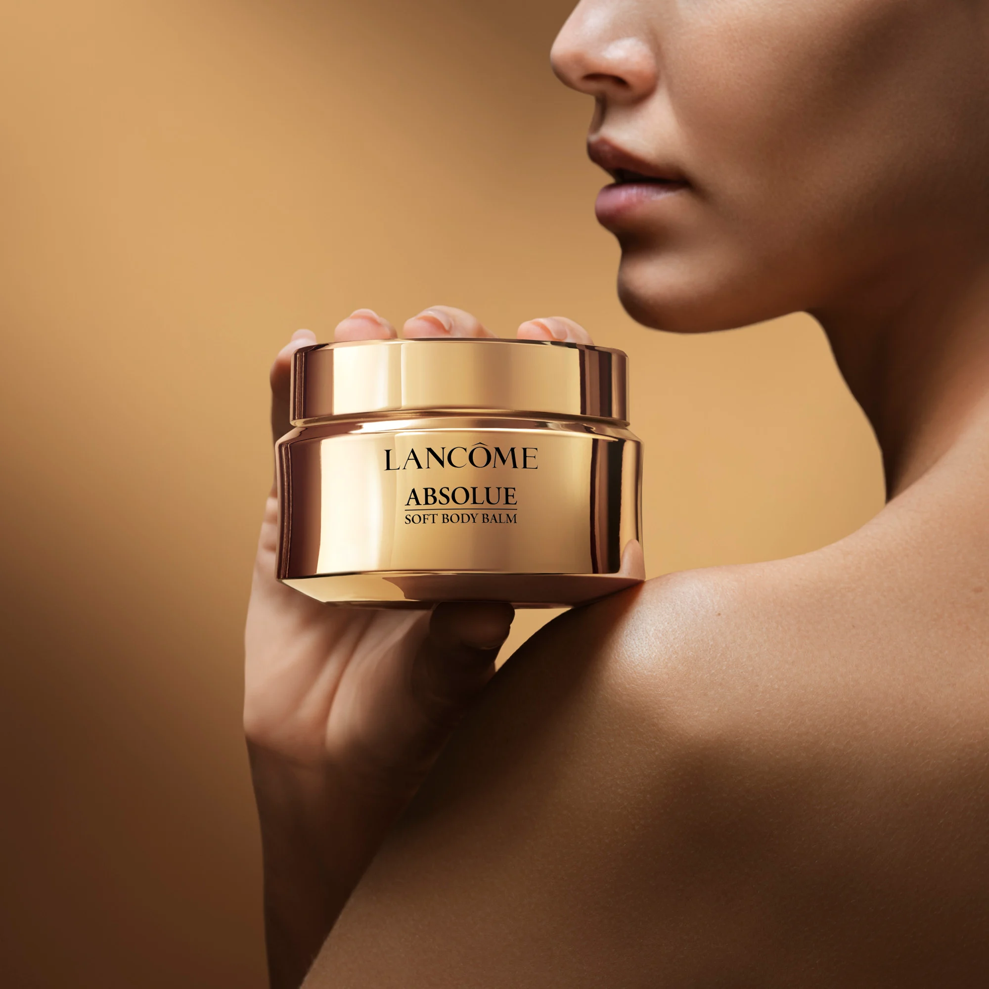 Absolue Baume corps fondant et raffermissant à lExtrait de Rose Perpétuelle |