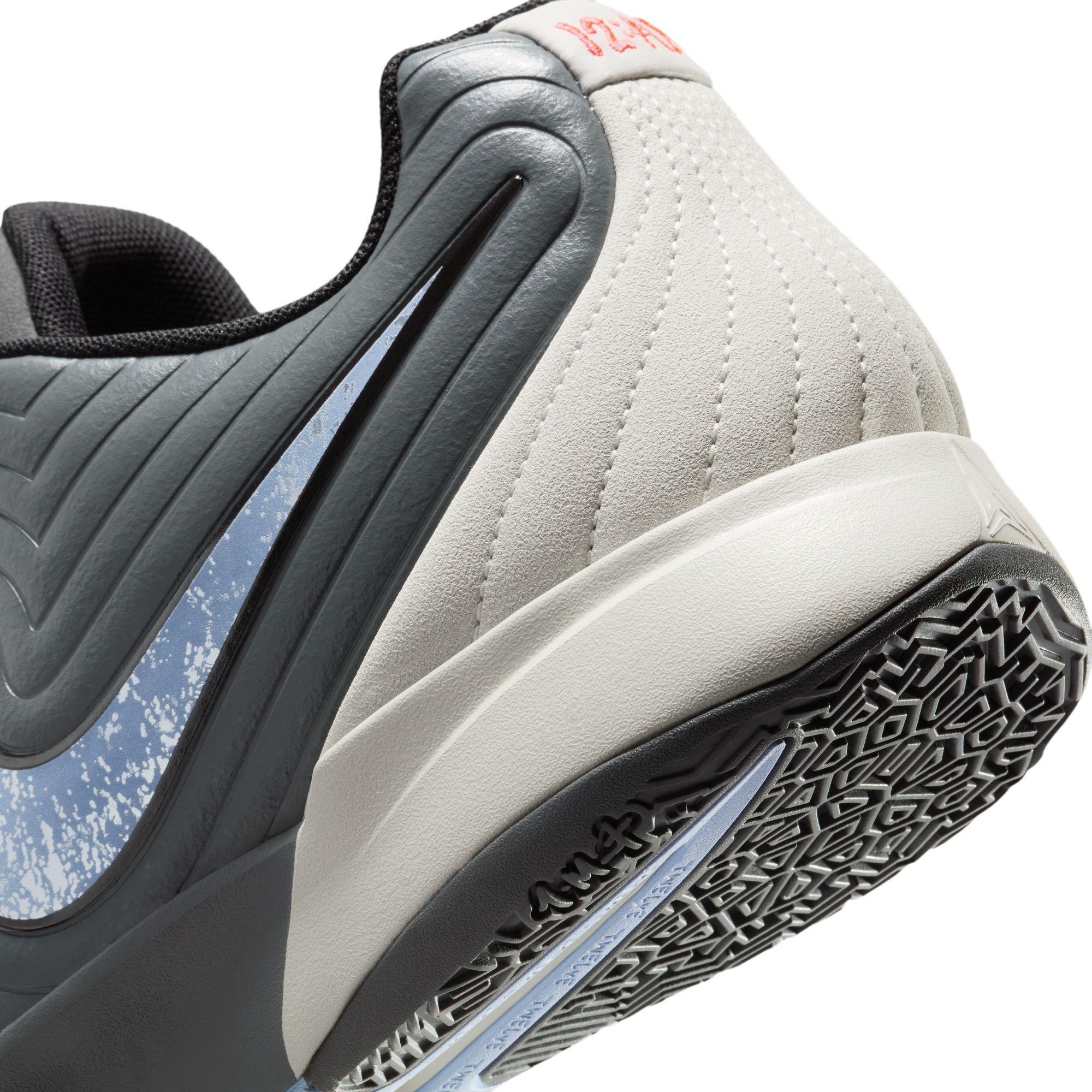 Nike JA 2