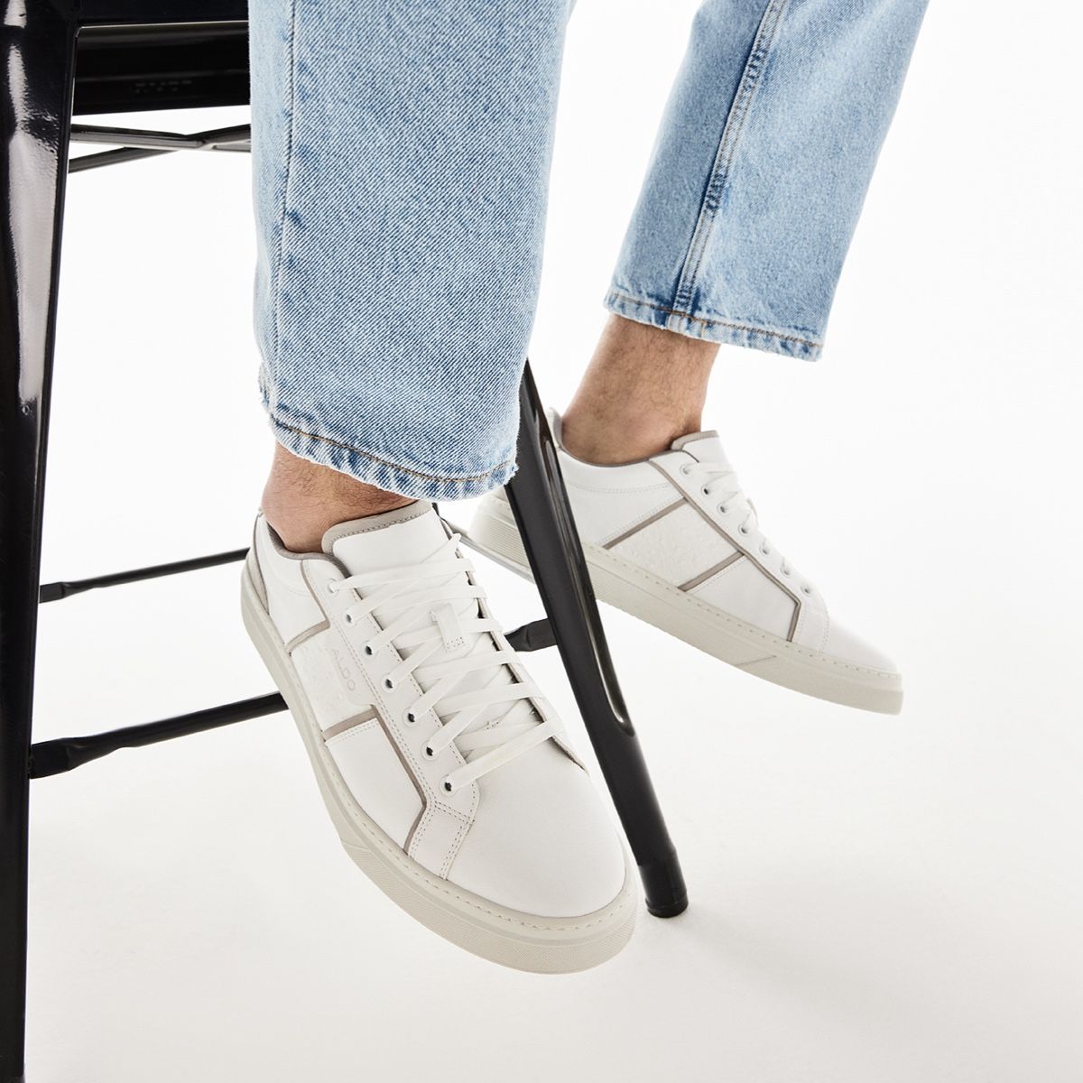 Courtline White Synthetic Mixed Material Men Low top