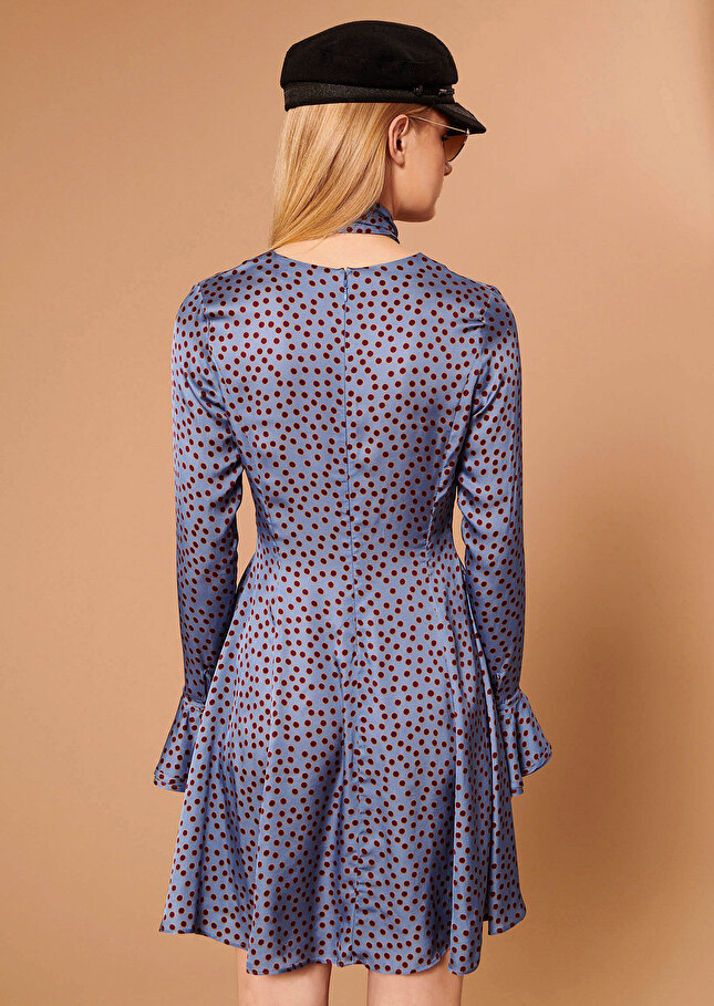 Robe Raelbleue imprimée à pois