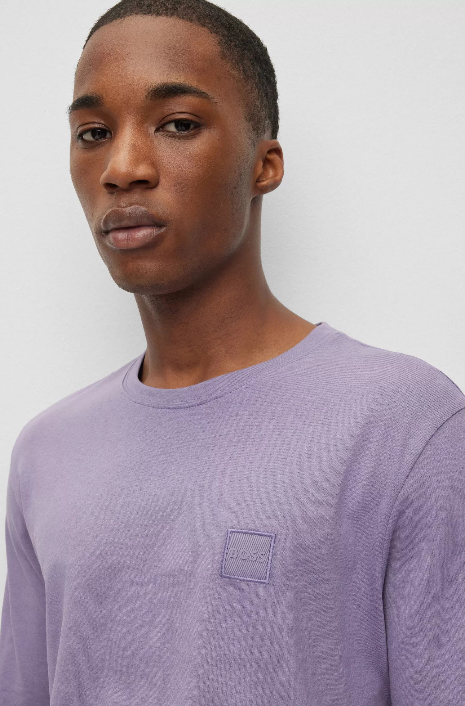 Camiseta BOSS laranja em malha de algodão com patch com o logotipo