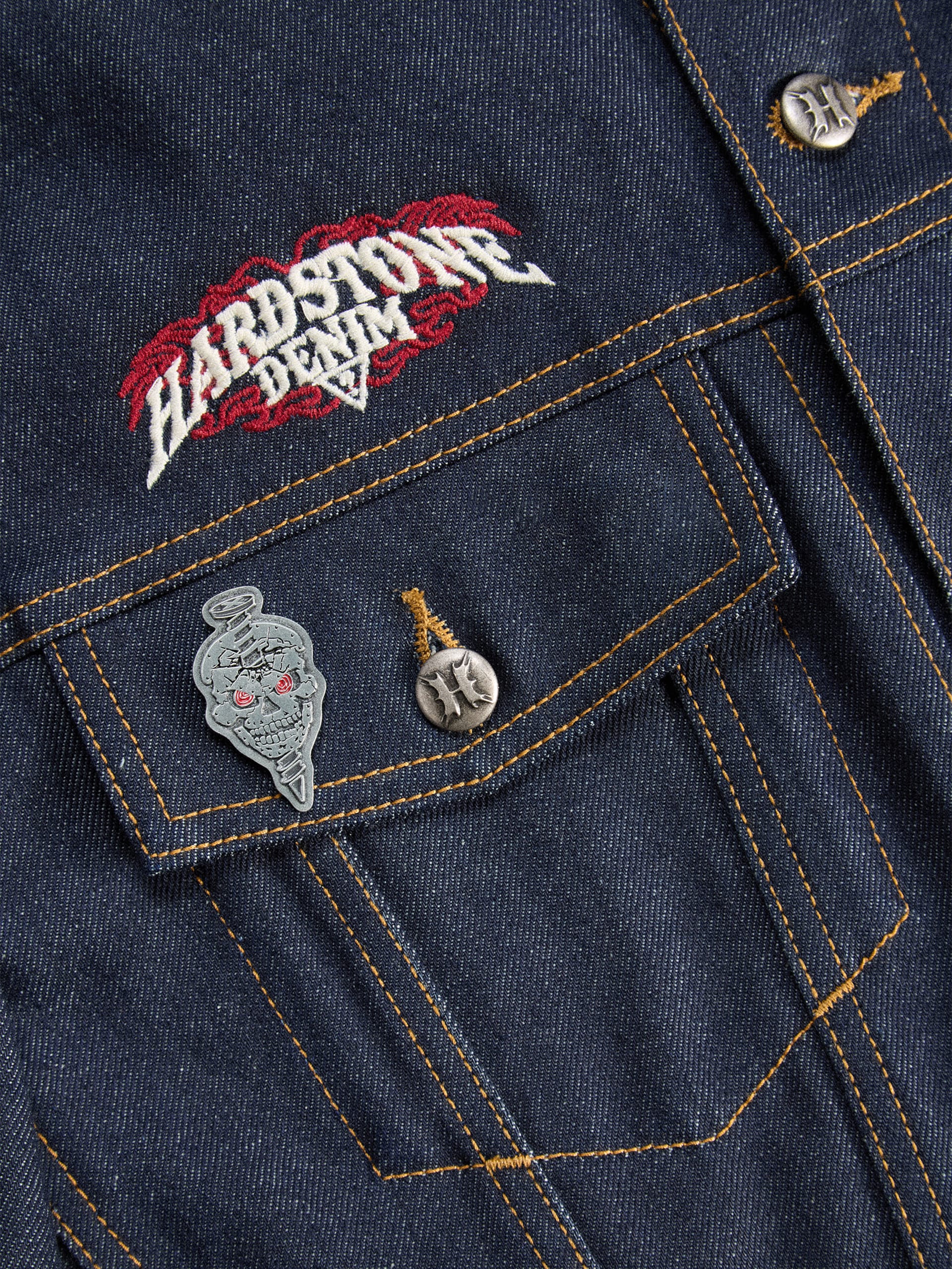 Broche de Caveira HARDSTONE
