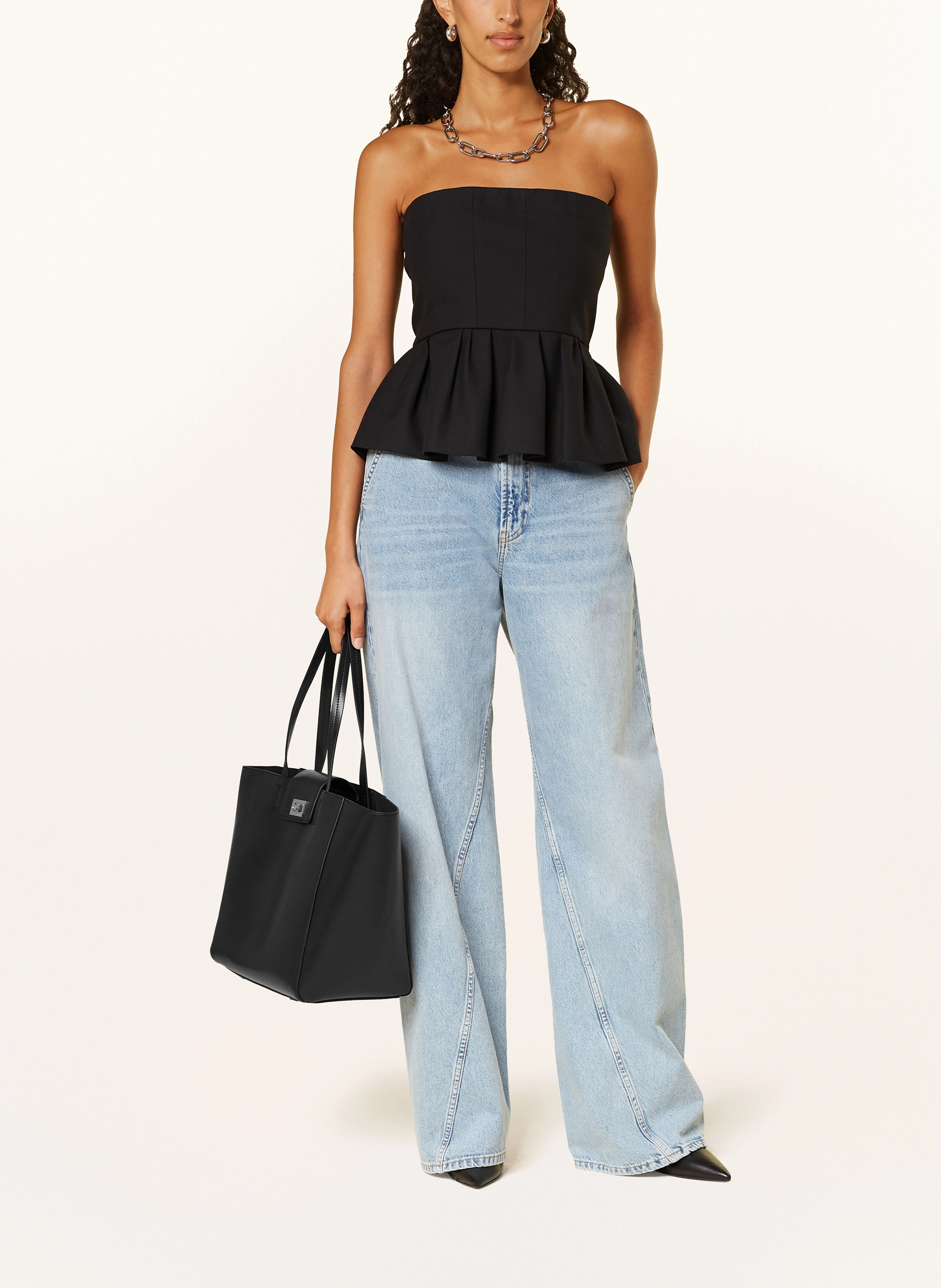 Calvin Klein Shopper