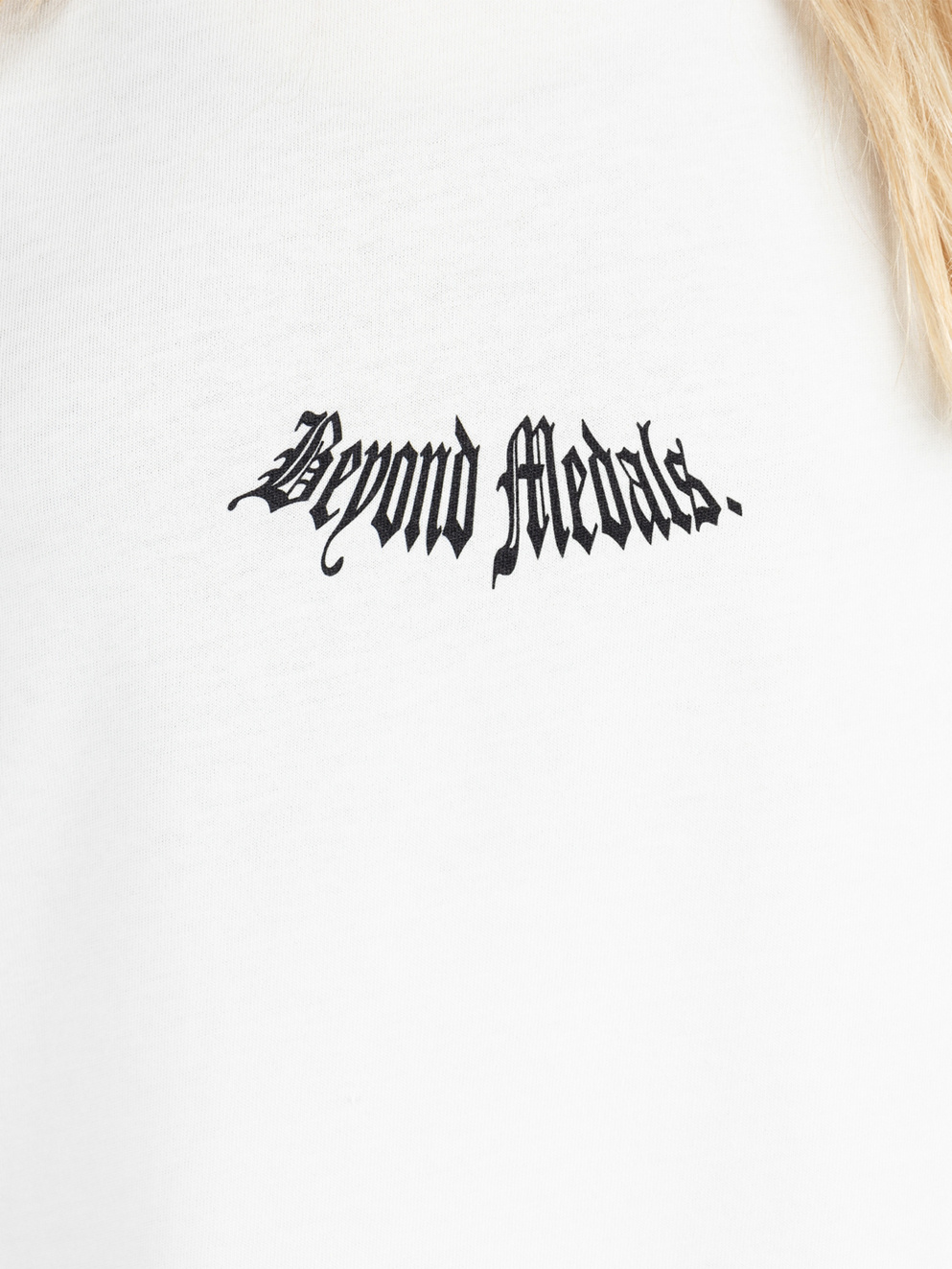 Beyond Medals Royal T-Shirt off white