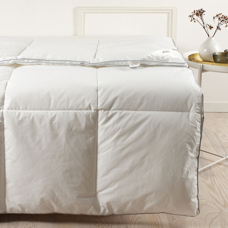 Night & Day Fiberdyne Lyra 140x200 cm Hvid