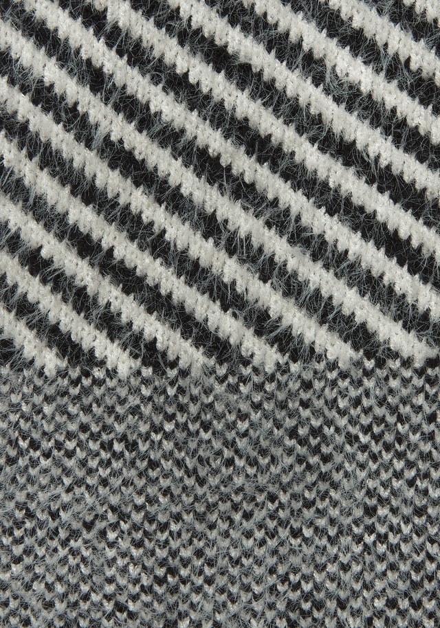LASCANA Longstrickjacke , aus flauschigem Strick, Cardigan mit langen Ärmeln