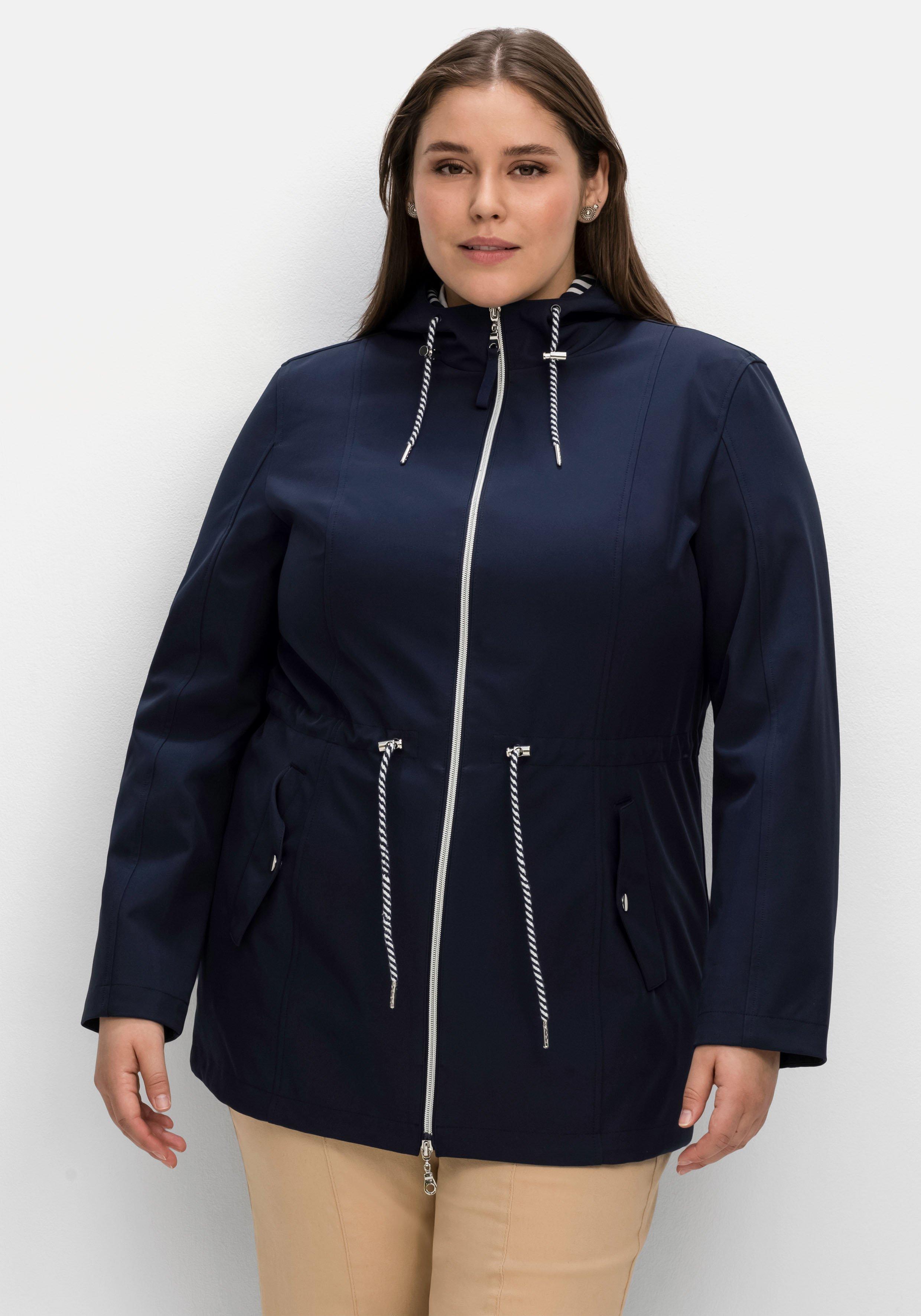 Softshell-Parka mit gestreifter Innenseite
