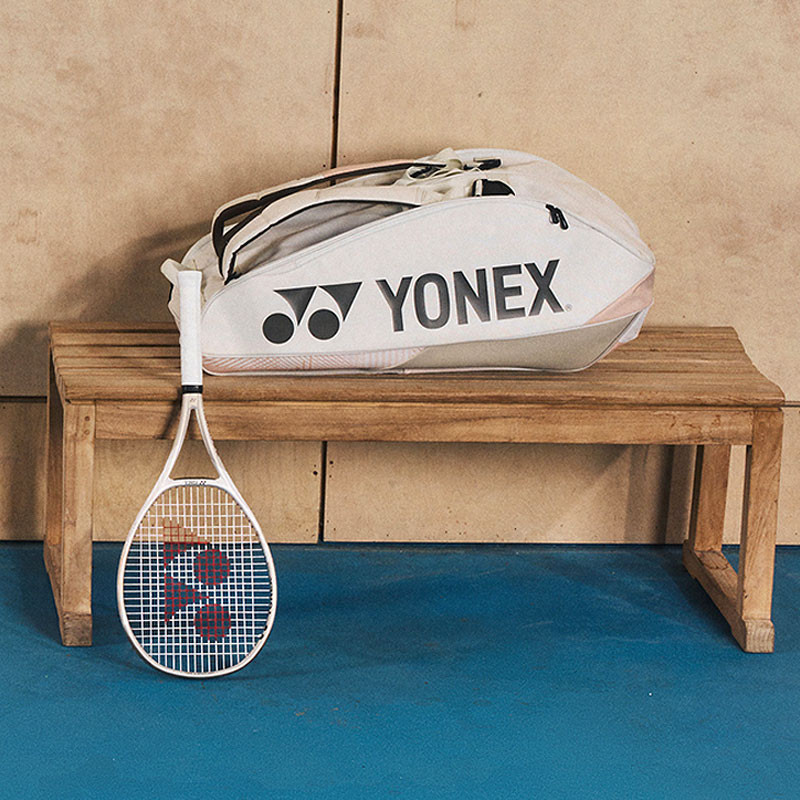 Yonex VCore 100L Sand