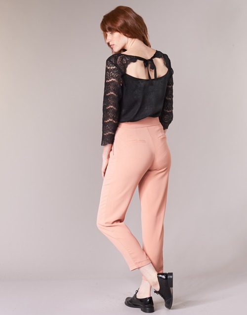 Betty London - JYRIAM - Noir