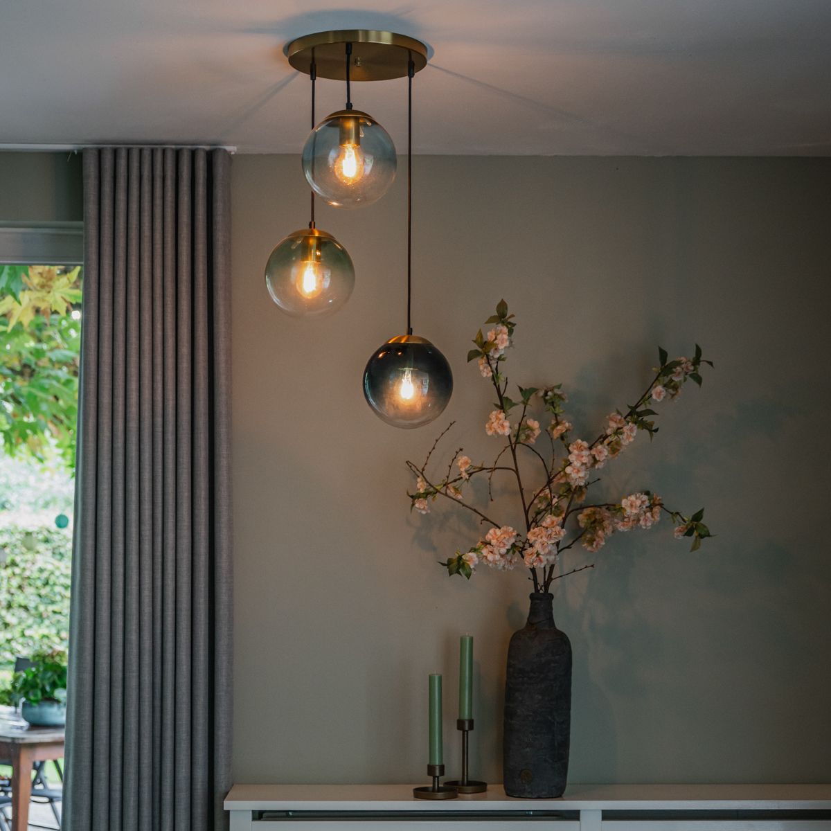 Art deco hanglamp messing met blauwe glazen - Pallon