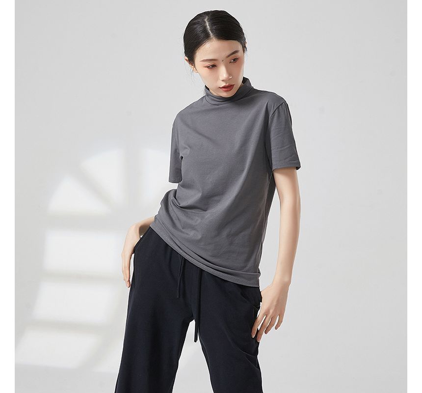 Cossita - Effen T-shirt met korte mouwen en mockneck