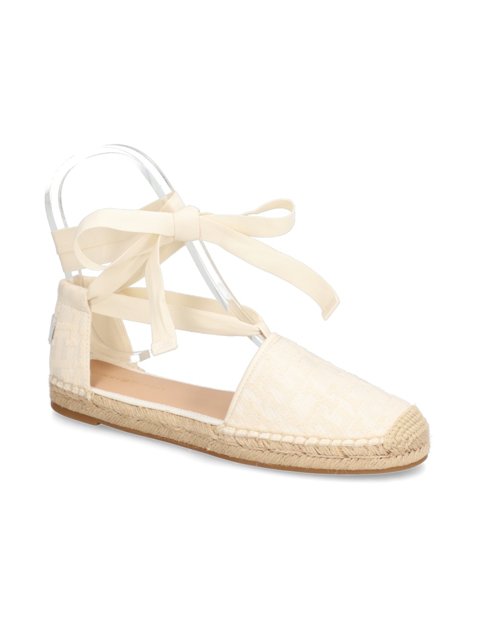 CLOSED TOE ESPADRILLE MONOGRAM W