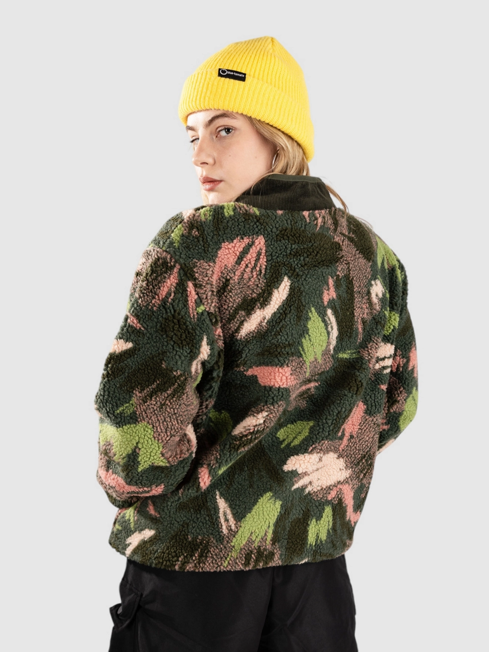 Passenger Clover 2.0 Recycled Fleece Sherpa Jacket abstract mountain fir tre