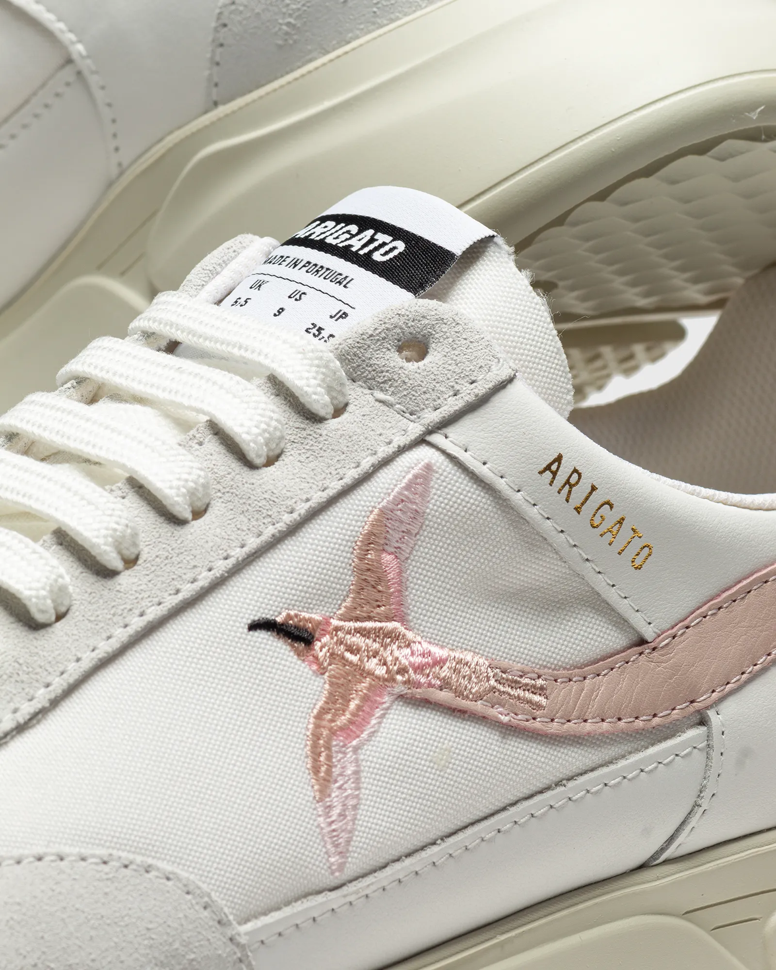 Axel Arigato WMNS Genesis Stripe Bee Bird