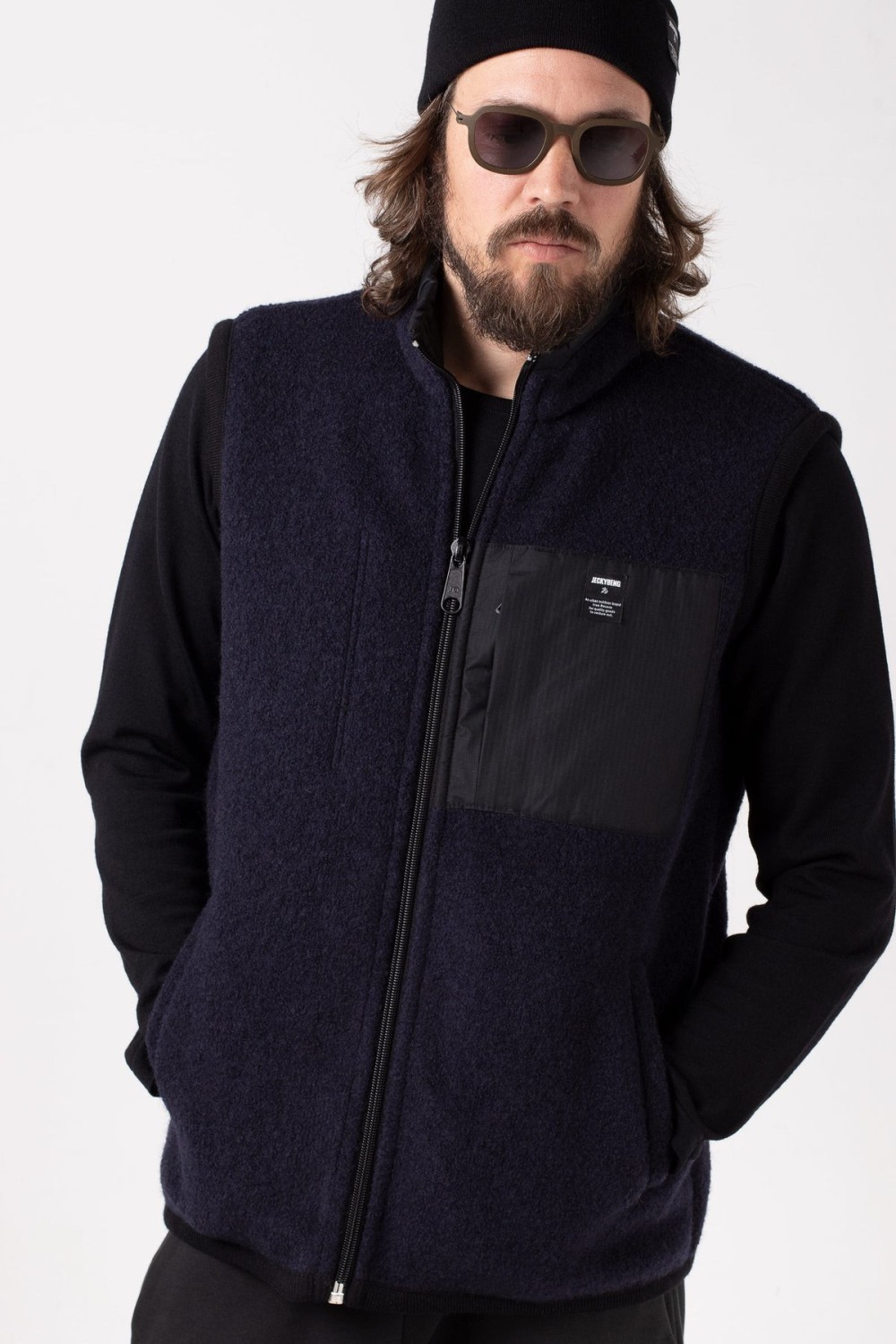 Jeckybeng The Natural Wool Fleece Vest Dark Navy