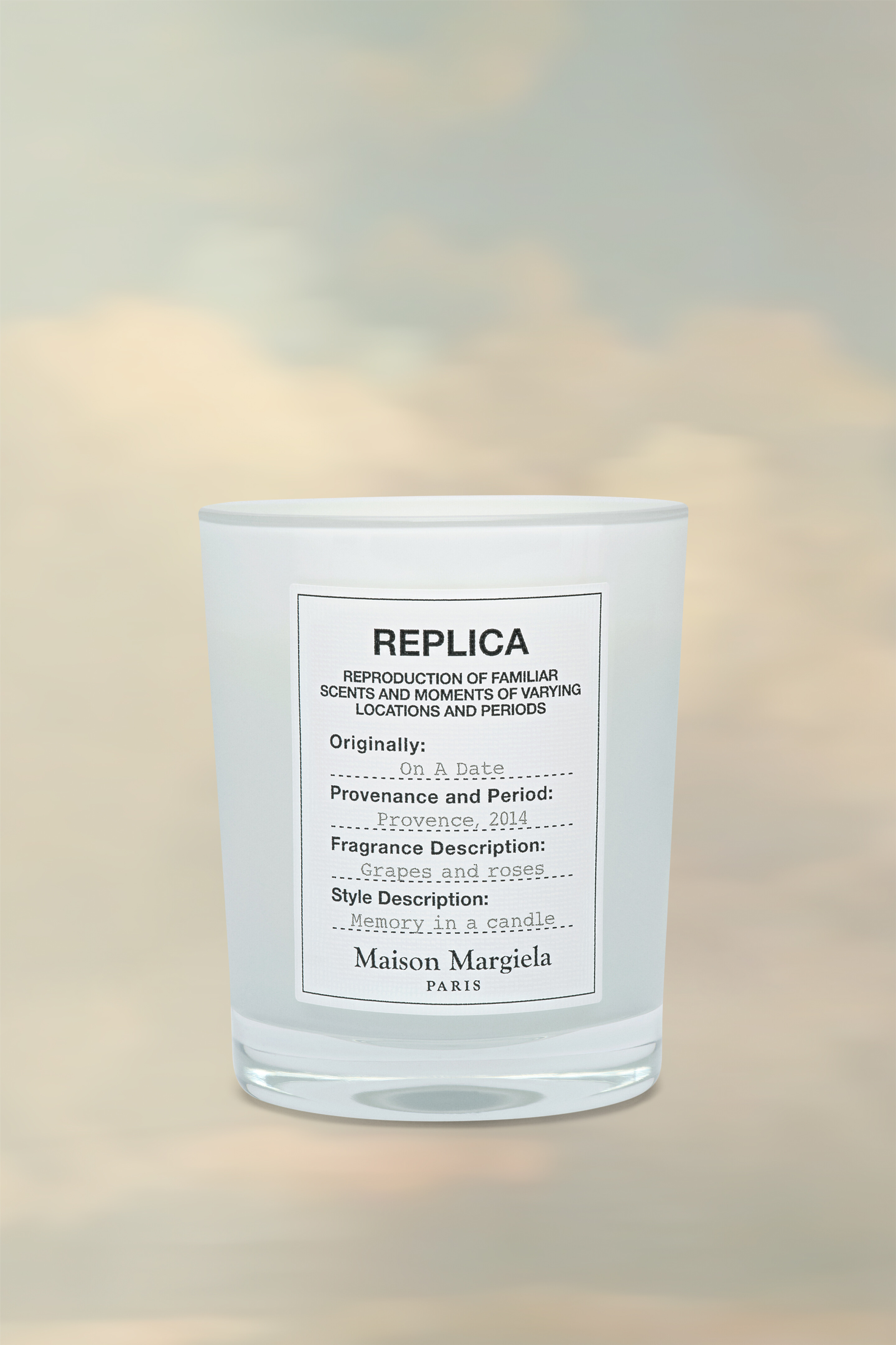 Bougie Replica On A Date