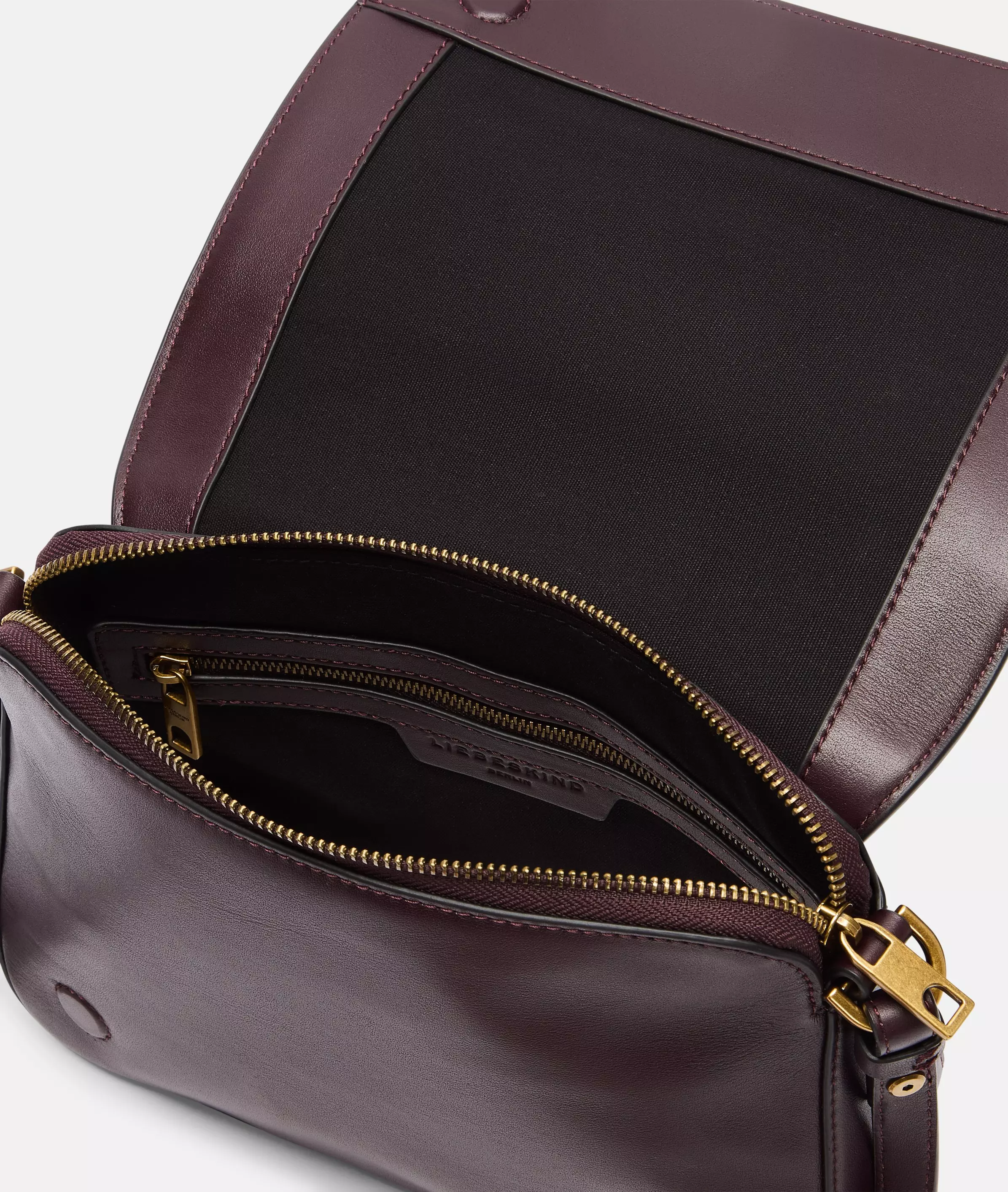 Crossbody Handy shoulder bag made from nappa leather