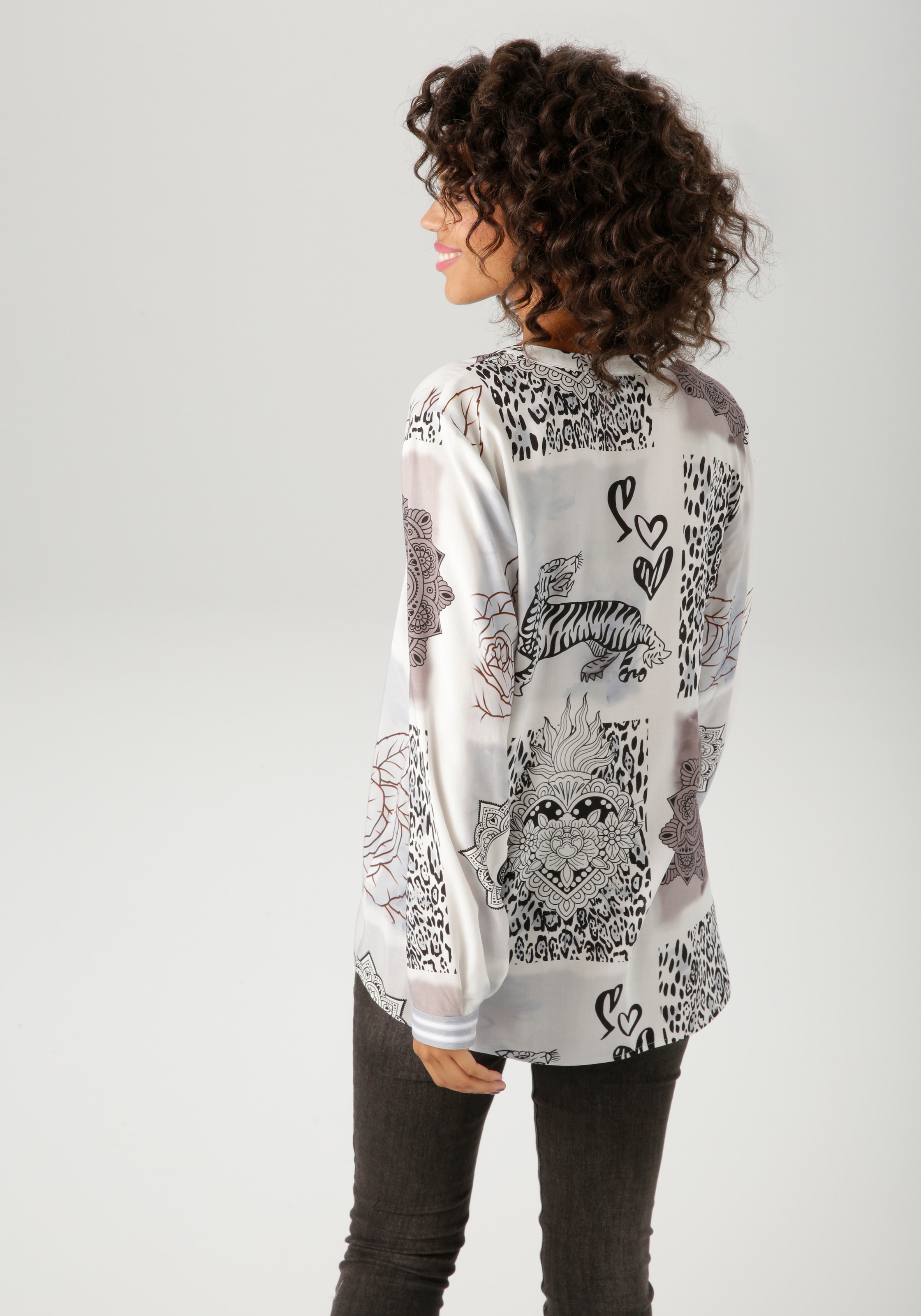 Aniston CASUAL Schlupfbluse , im extravaganten Patch-Druck-Dessin - NEUE KOLLEKTION
