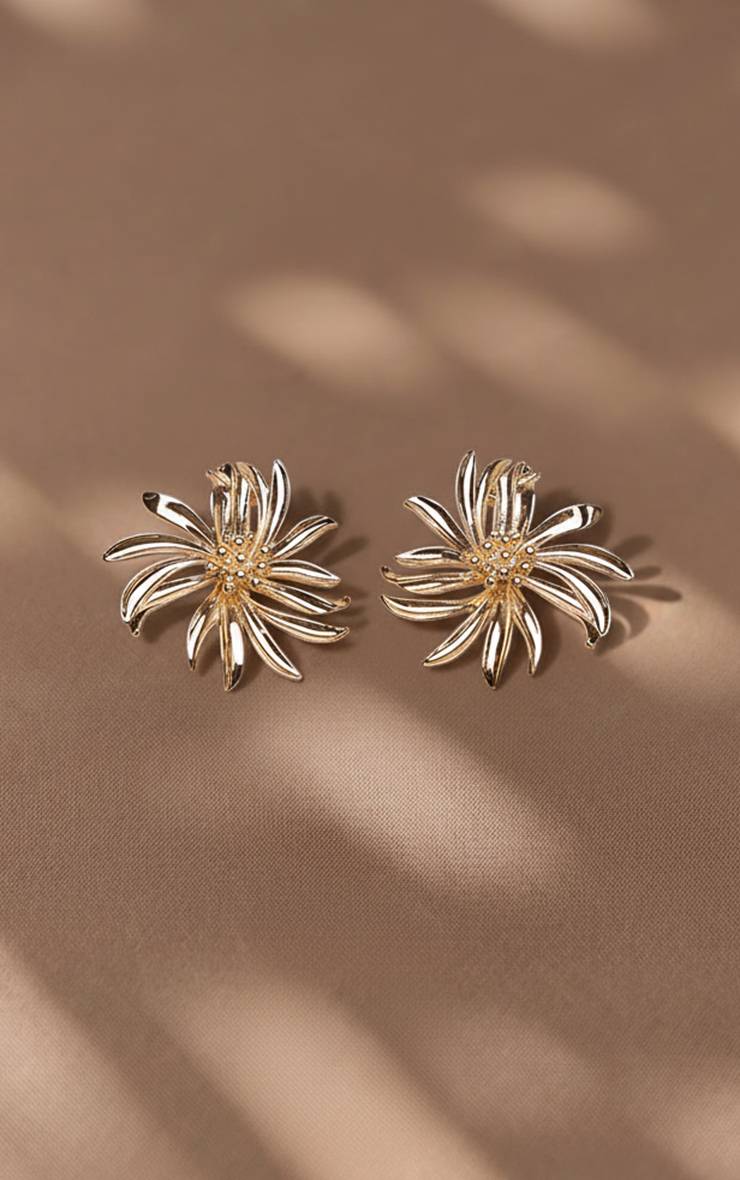 Doré Boucles D'oreilles Florales Sculptées À Finition Lisse