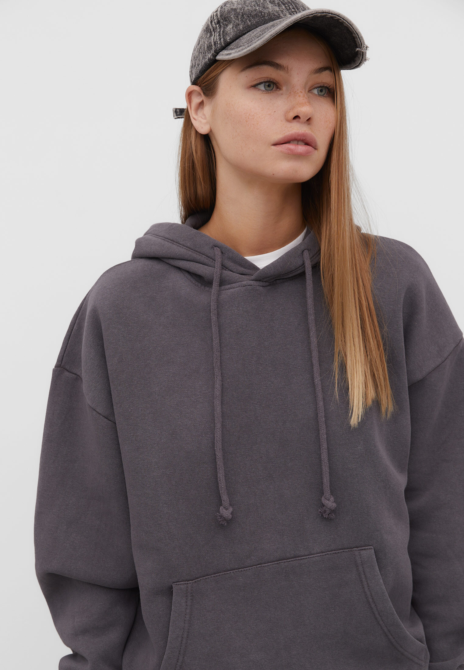 moletom oversized desbotado com textura felpuda