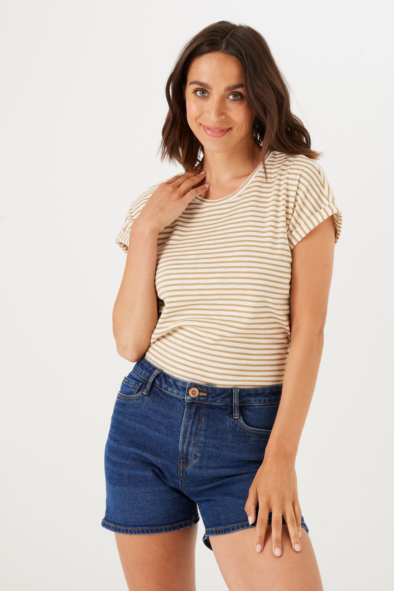 Garcia Bermudas »Celia-slim fit«  Sommerhose In leichtem Used-Look