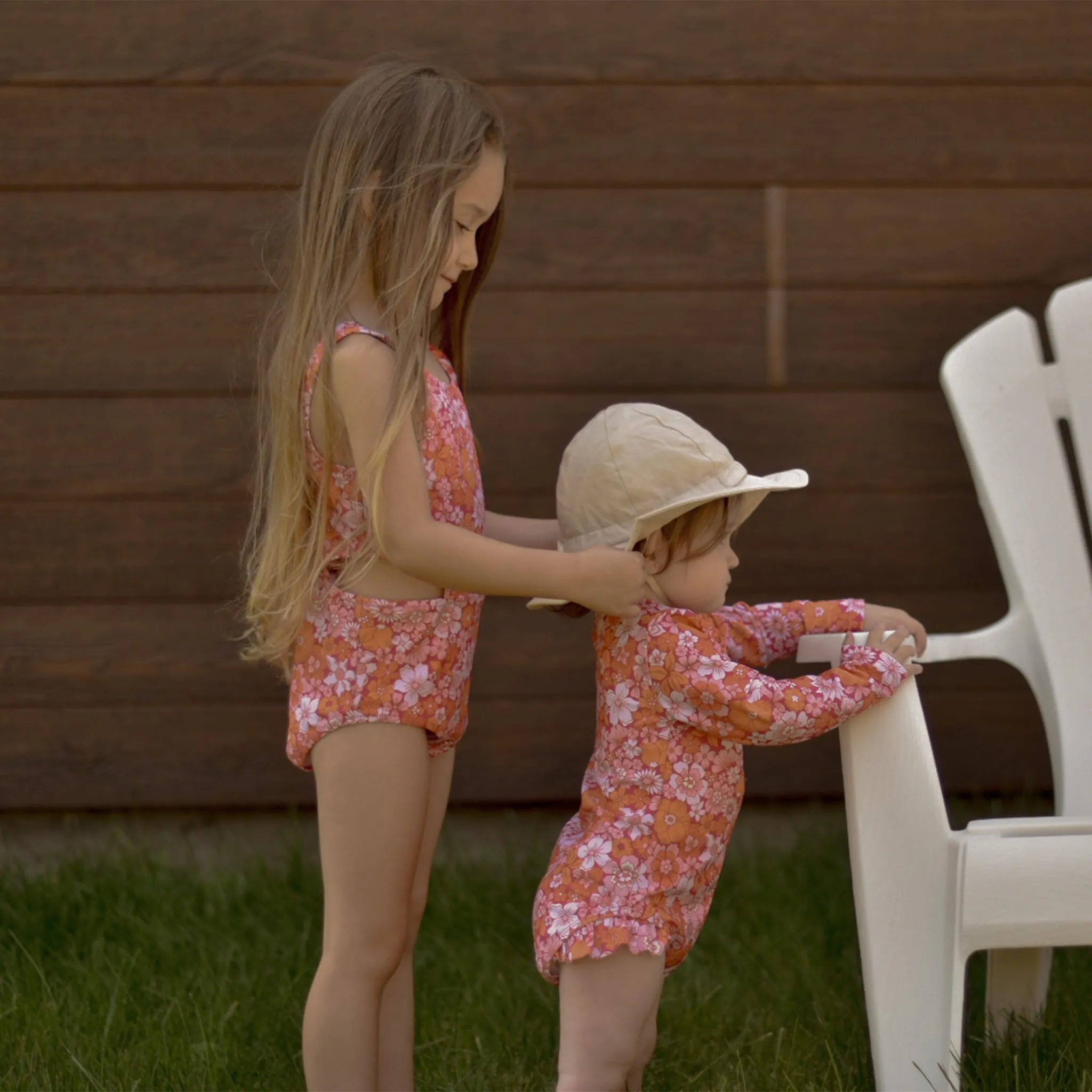 Look Maillot UV Fleurs Retro 3-24mois