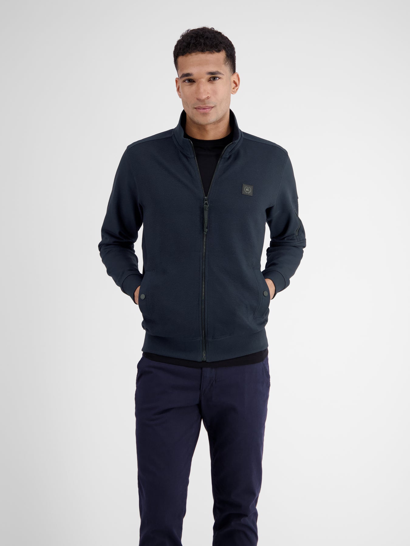 Herren Sweatjacke in Struktur-Baumwollqualität