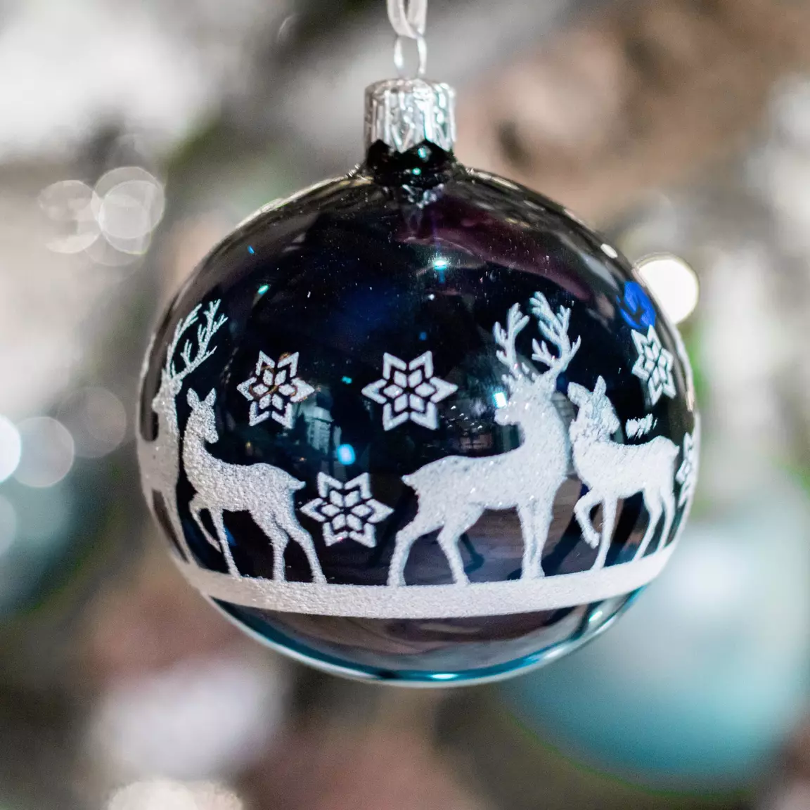 Lot de 6 boules de Noël en verre (D80 mm) Sous la neige Bleu nuit