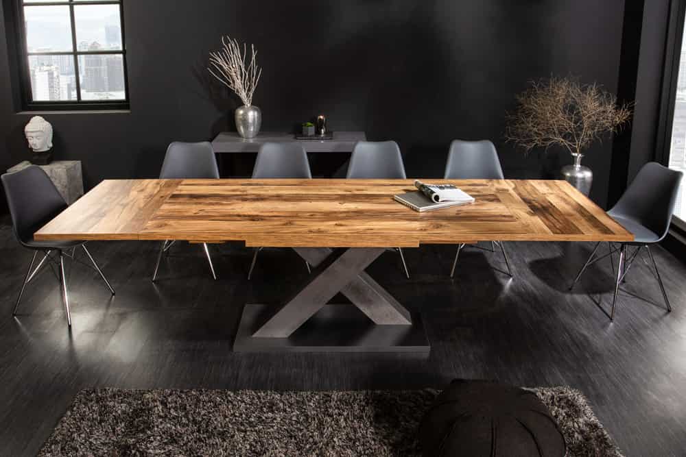 Ausziehbarer Esstisch MONTREAL 180-280cm natur Plankeneiche Holz-Design Schwarzstahl