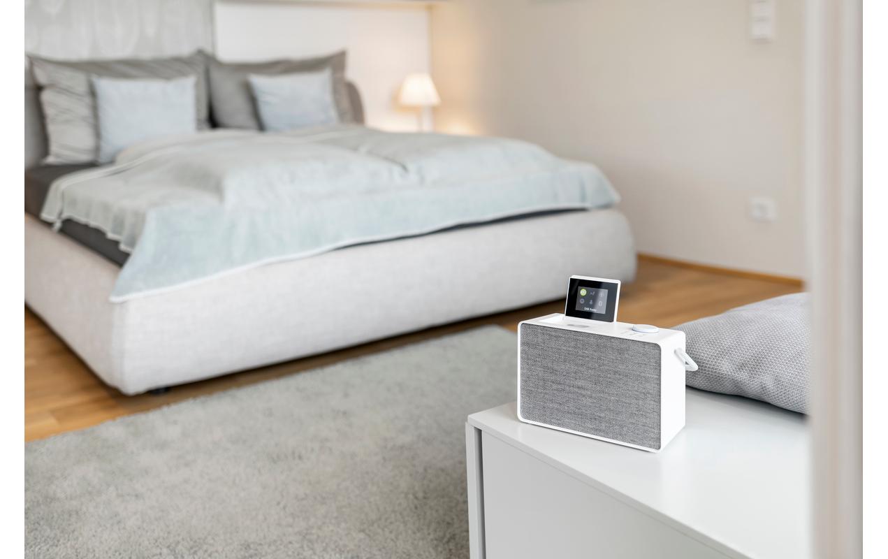 Internet Radio Evoke Play Cotton White<br>Evoke Play vielseitiges Musiksystem in Cotton White
