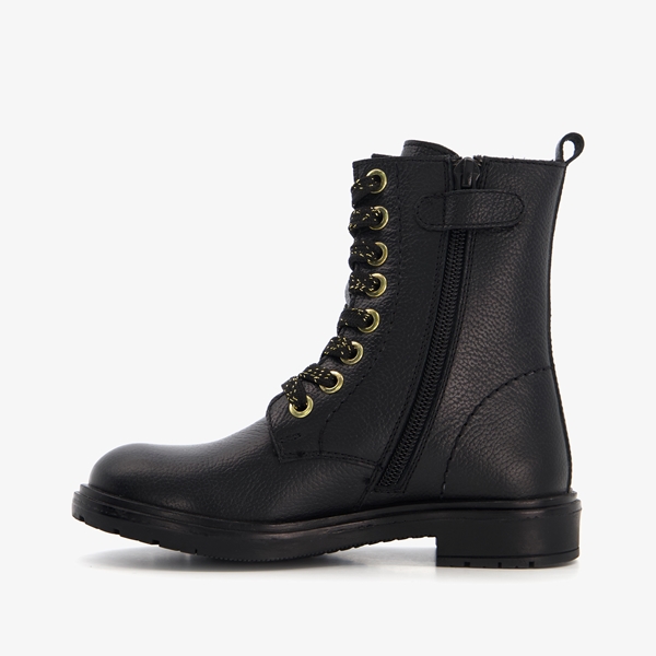 Groot leren meisjes veterboots met gouden details