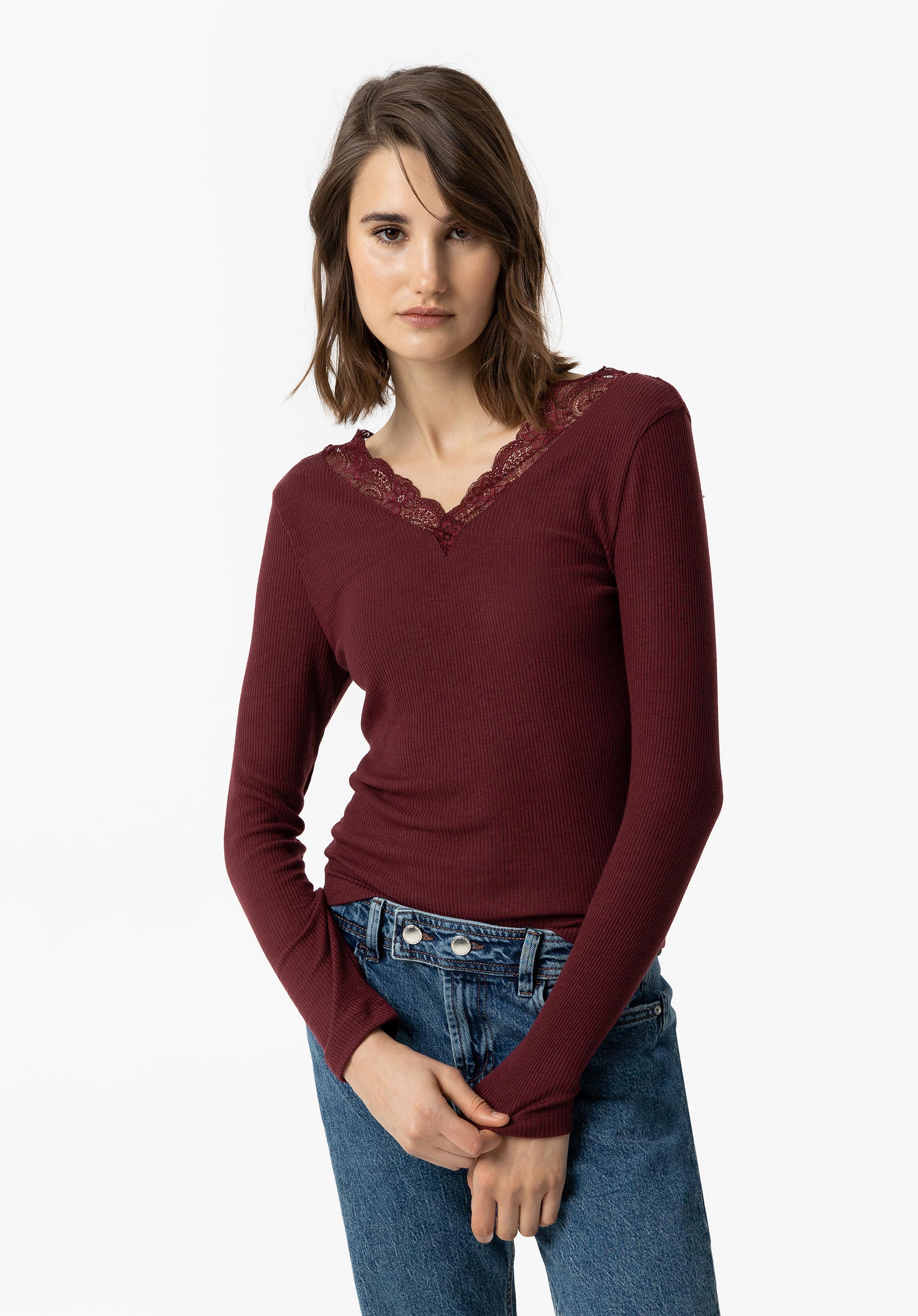 T-shirt Canelada com Renda
