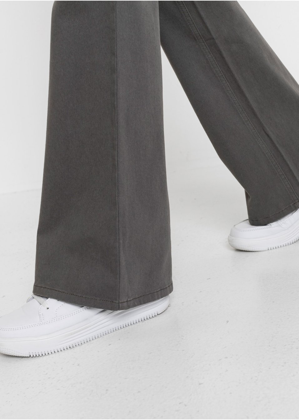 Pantalon évasé en twill