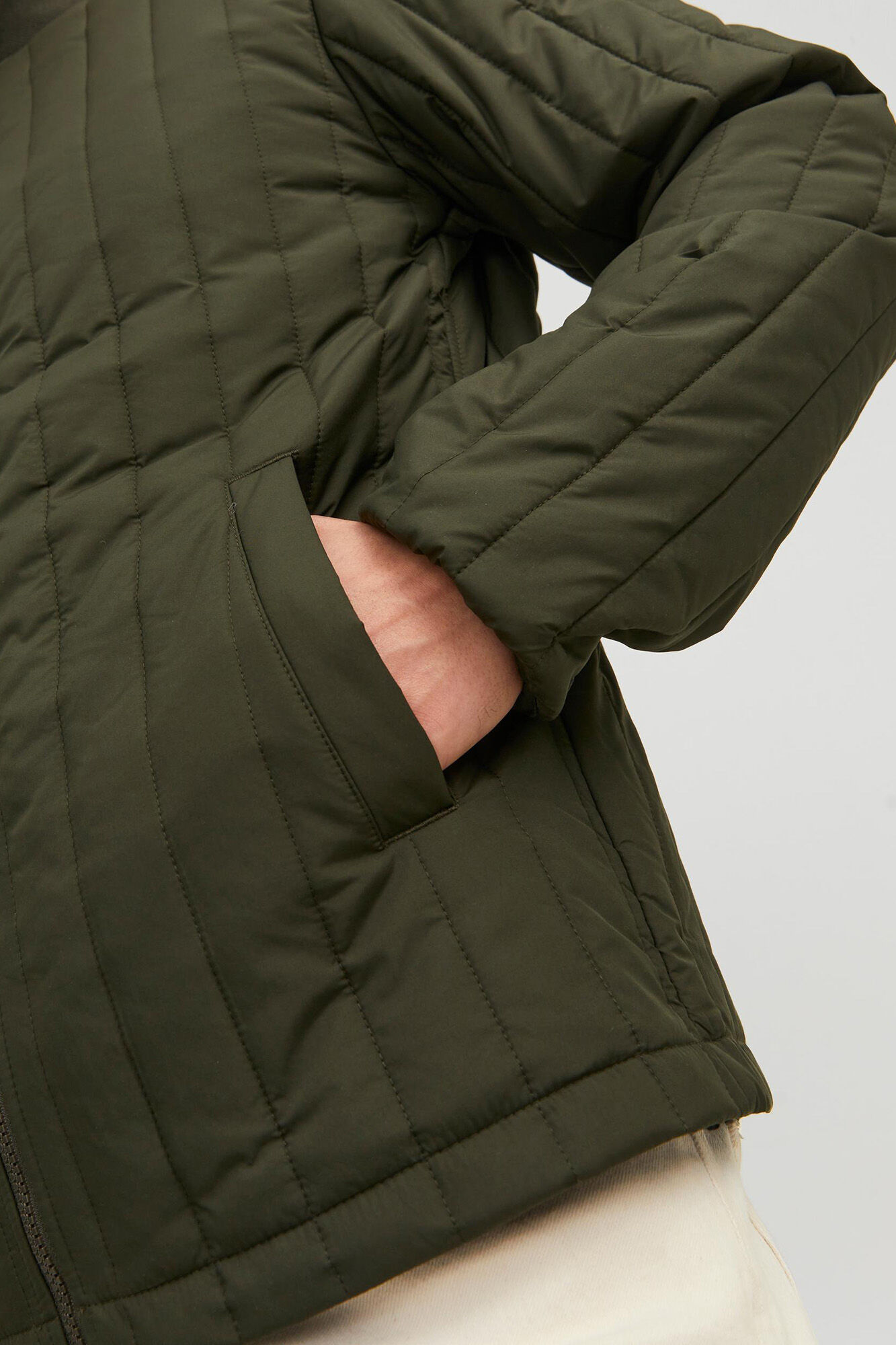 Jaqueta bomber acolchoada